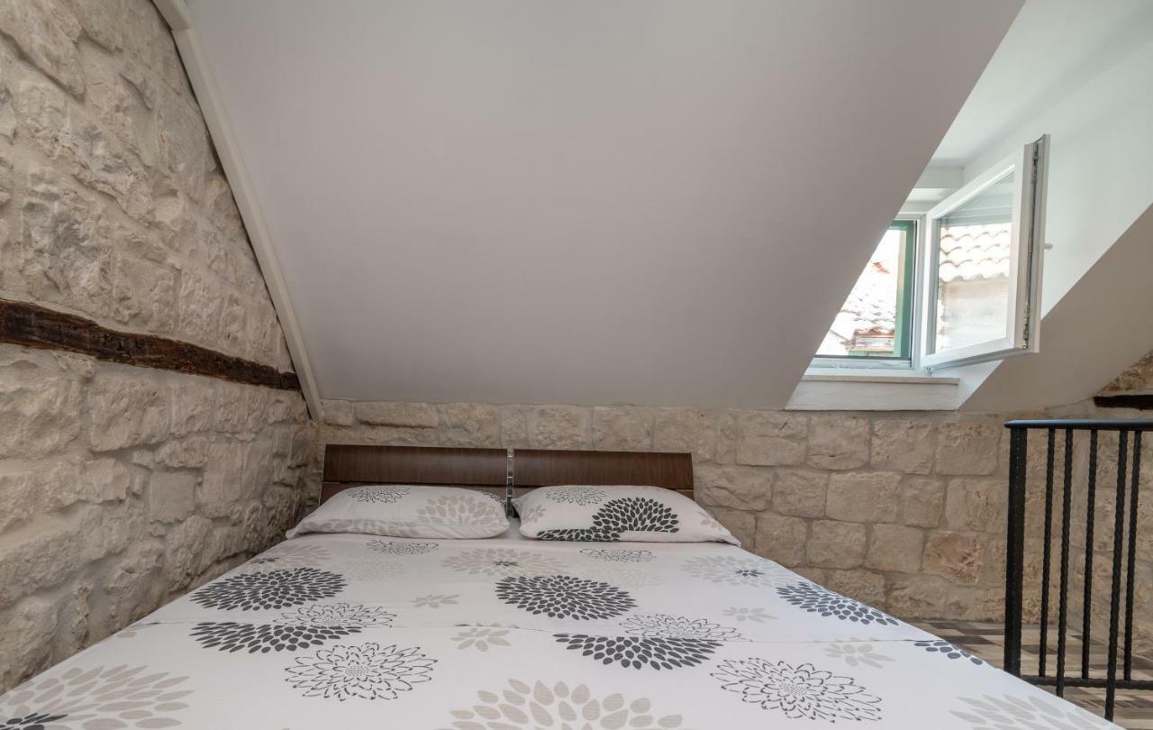 Apartman Skuribanda Apartman Trogir Kültér fotó